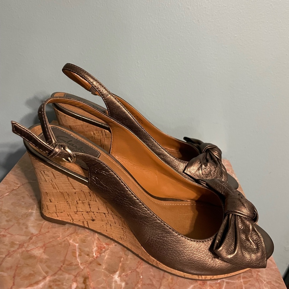 Clark’s. Cork heel